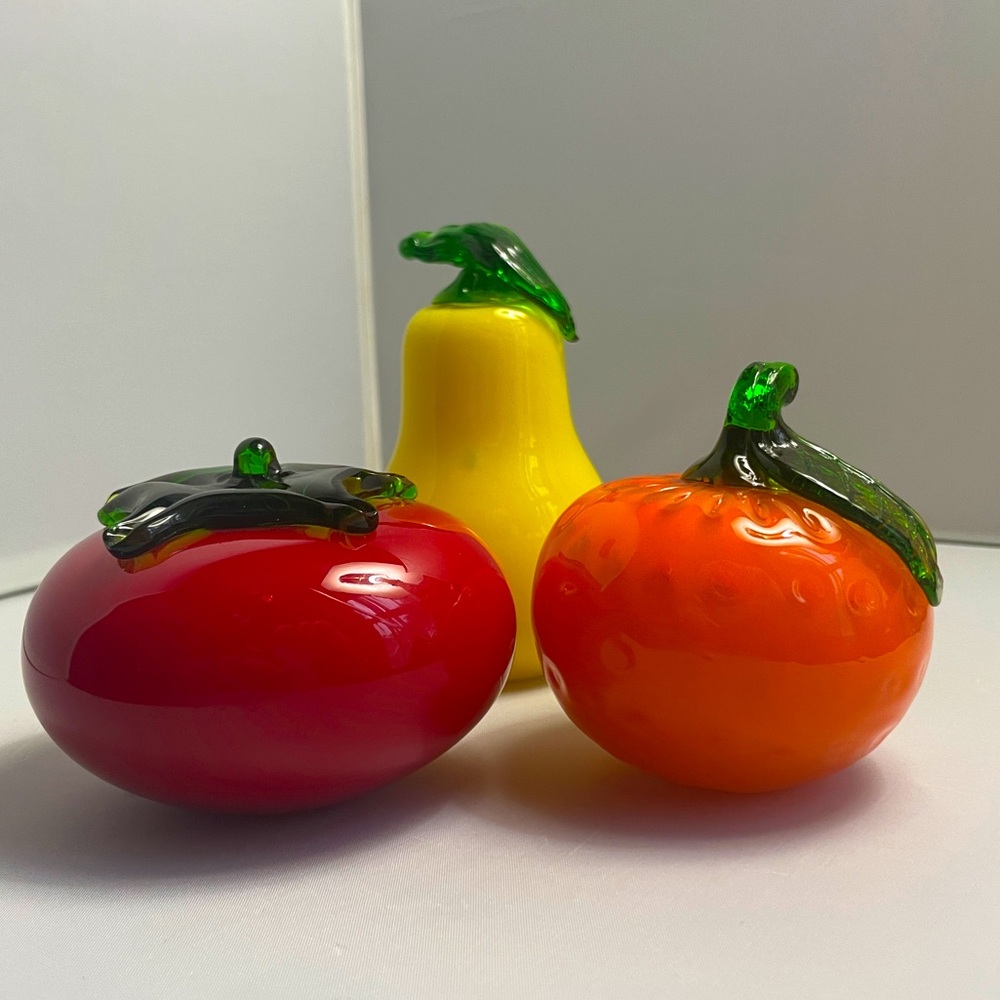 3 Glass Art Fruits - Pear Orange &‎ Tomato MCM